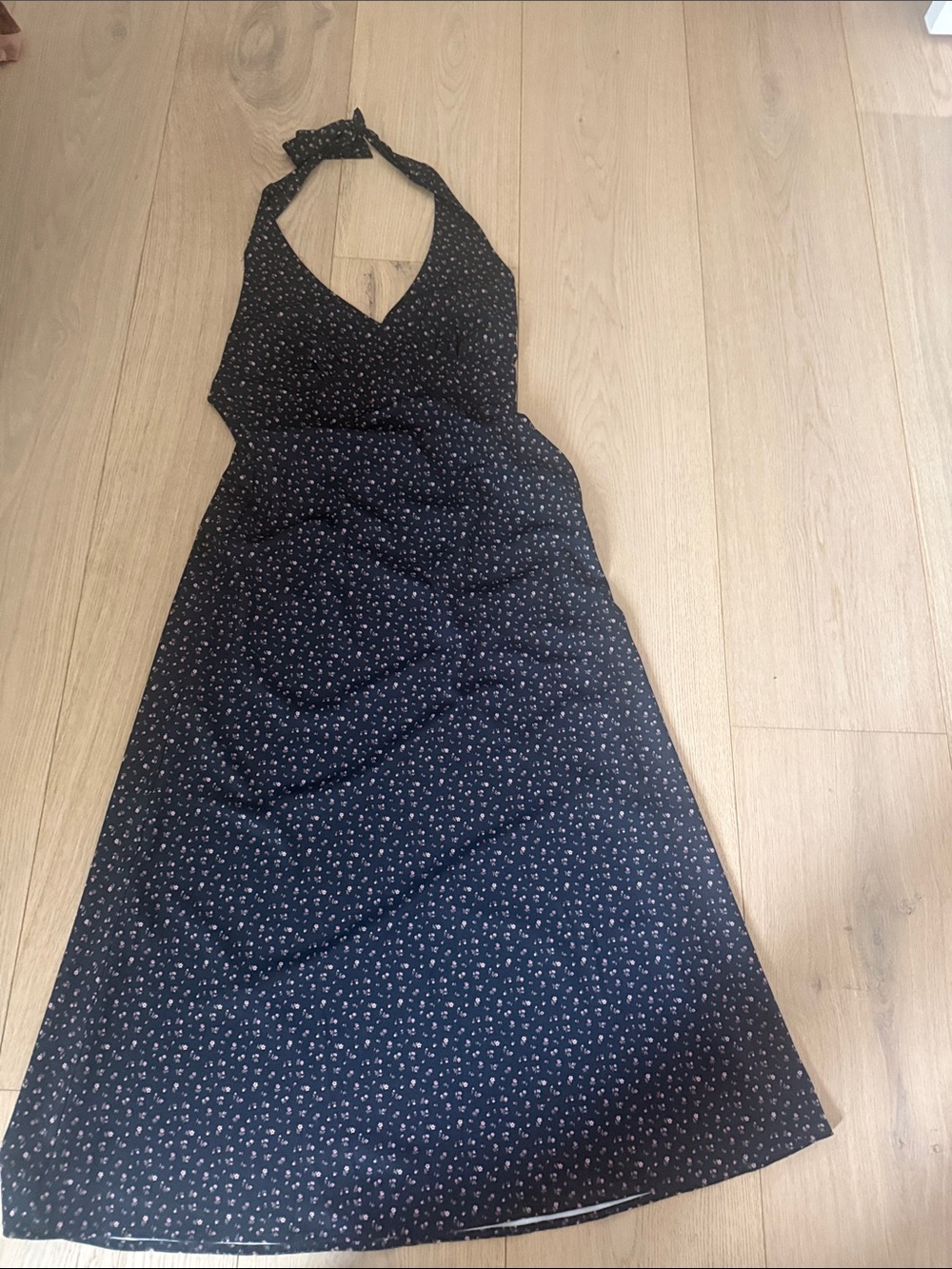 Frankie’s Bikinis floral Halter dress